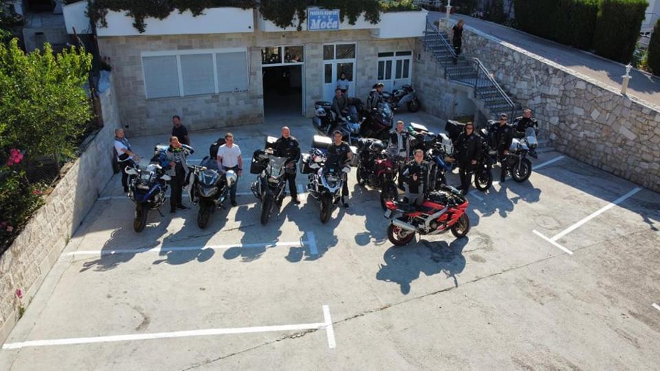 Pansion Komfor Moca Makarska Kültér fotó