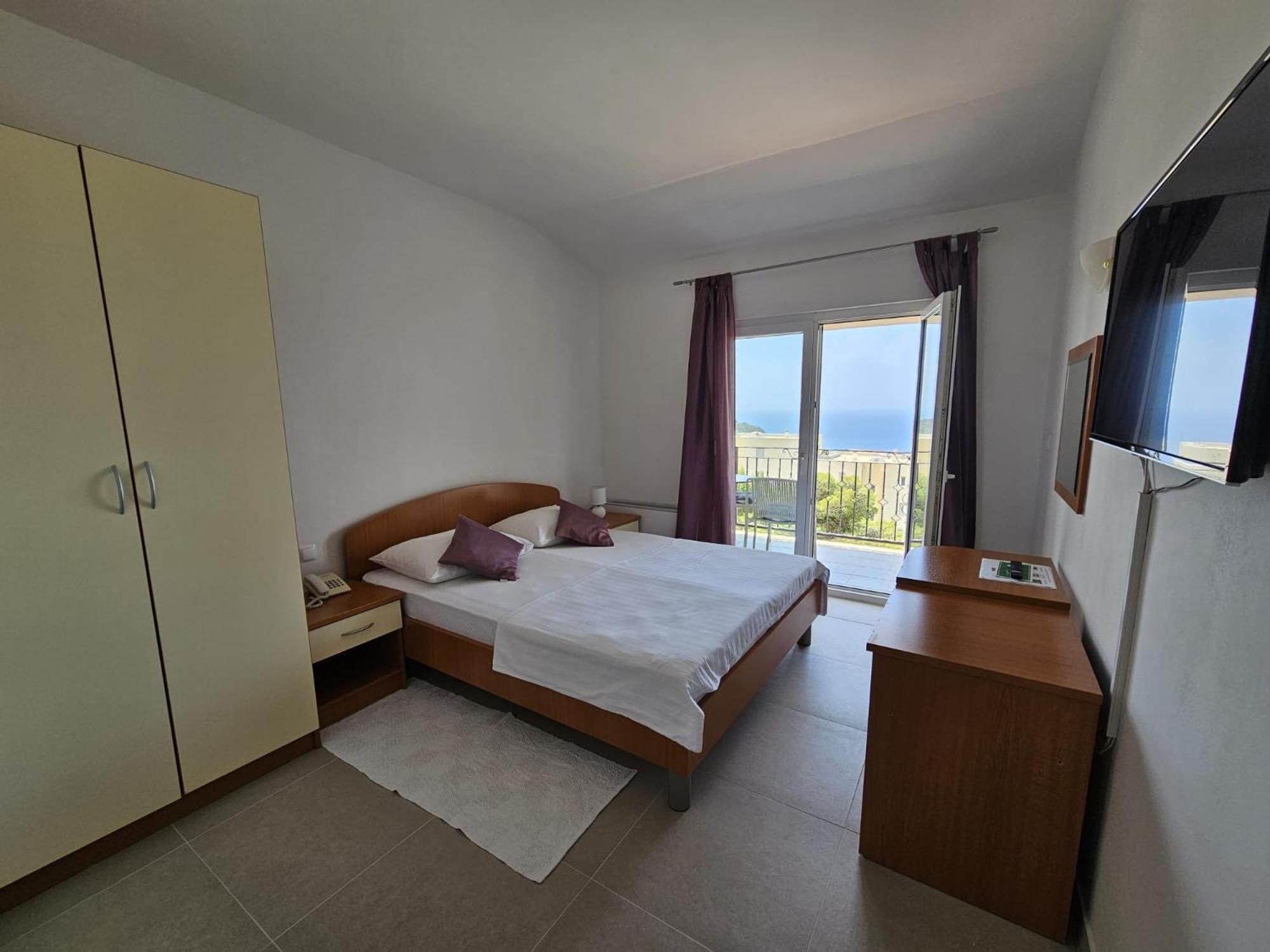 Pansion Komfor Moca Makarska Kültér fotó